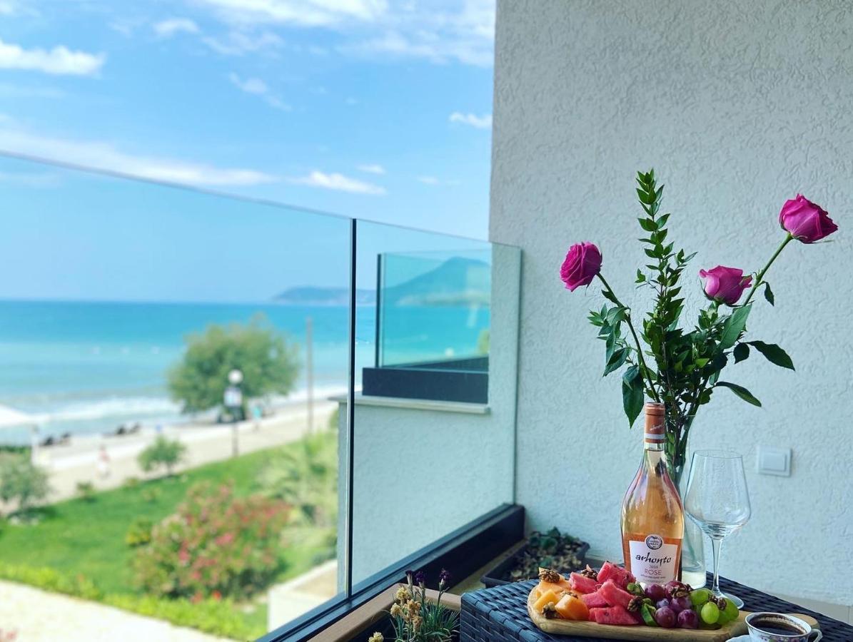 Apartments Kuce Lekovica Beach & Snack Bar- Bistro Zewnętrze zdjęcie