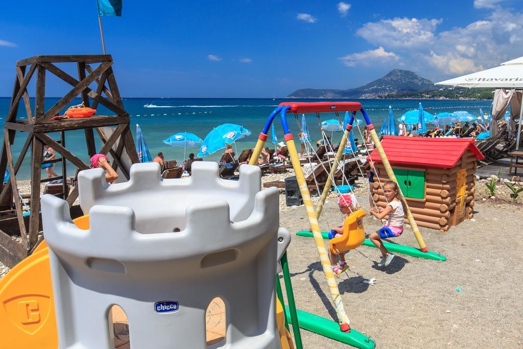 Apartments Kuce Lekovica Beach & Snack Bar- Bistro Zewnętrze zdjęcie