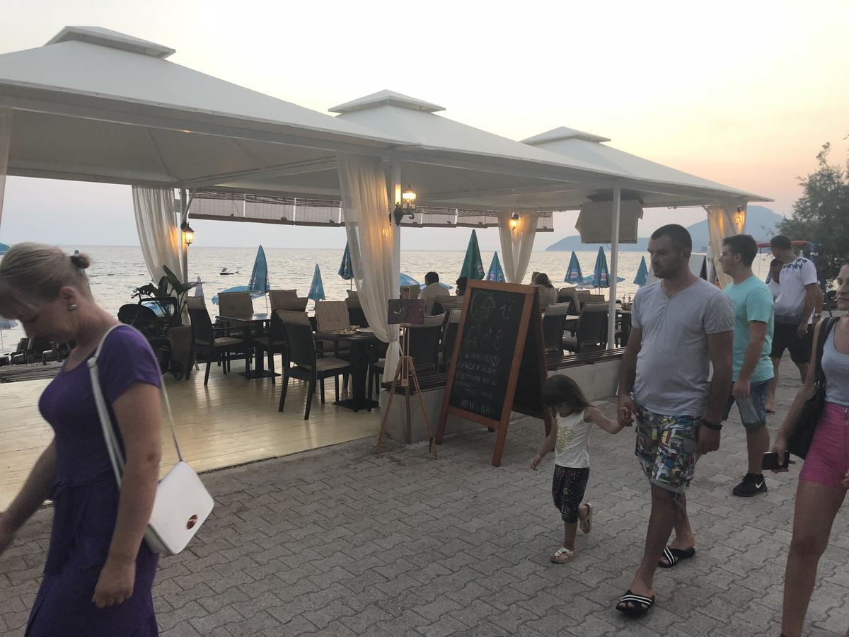 Apartments Kuce Lekovica Beach & Snack Bar- Bistro Zewnętrze zdjęcie