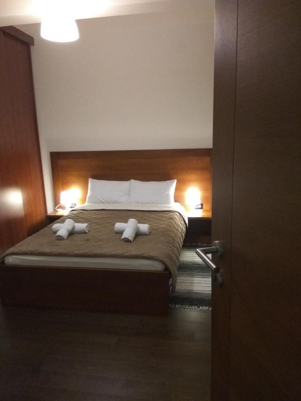 Apartments Kuce Lekovica Beach & Snack Bar- Bistro Zewnętrze zdjęcie