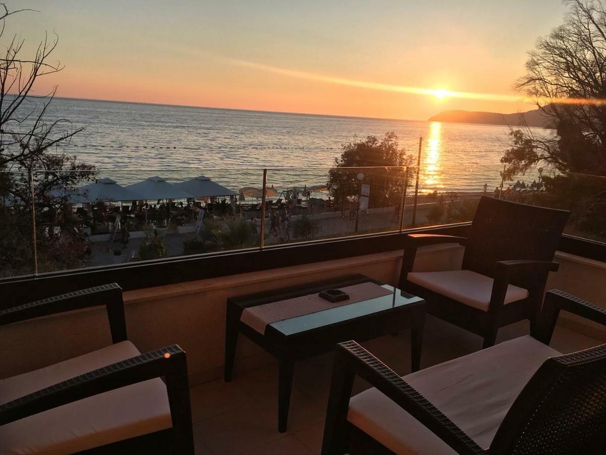 Apartments Kuce Lekovica Beach & Snack Bar- Bistro Zewnętrze zdjęcie